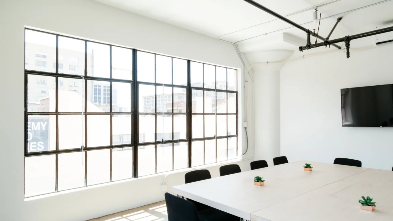 Smart Boardroom Technology Smart Boardroom Technology